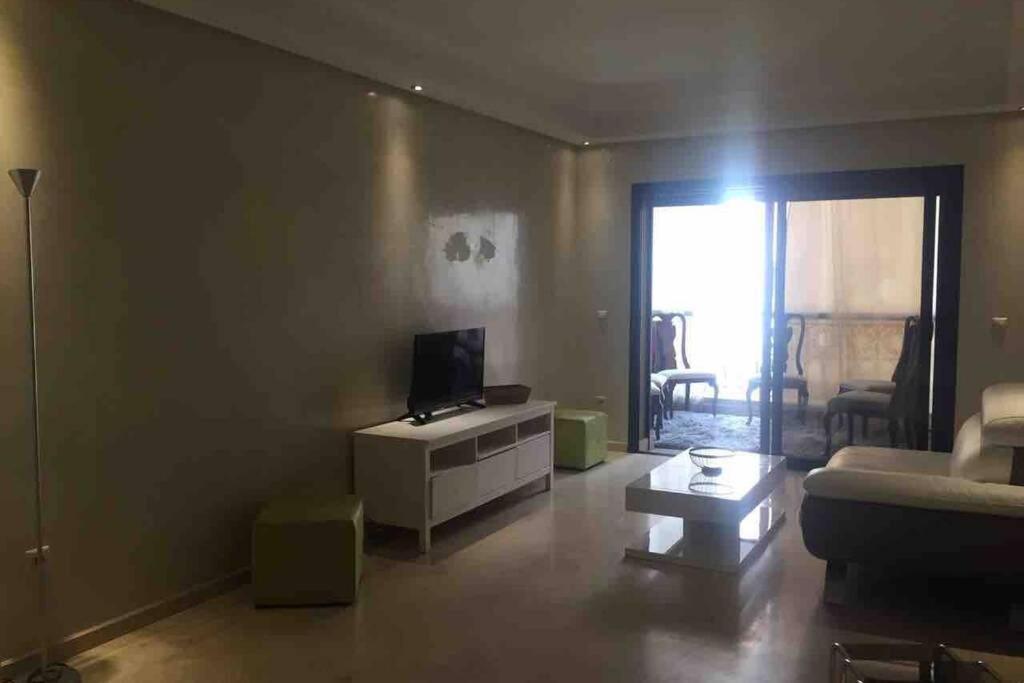 Appartement Tout Confort Avec Possibilite Transport Aeroport มาร์ราเกช ภายนอก รูปภาพ